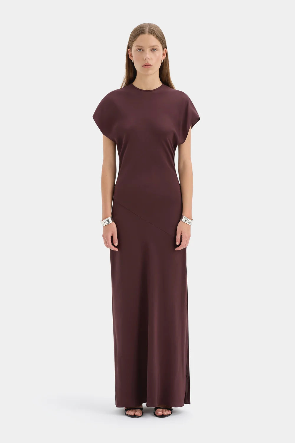 Noria Sleeved Gown